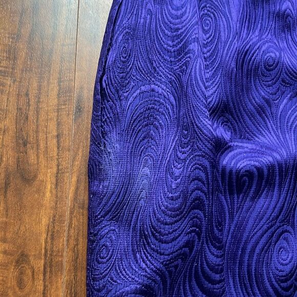 Vintage Christian Dior purple silk and wool blend skirt and blazer set size 12p. - Picture 14 of 15